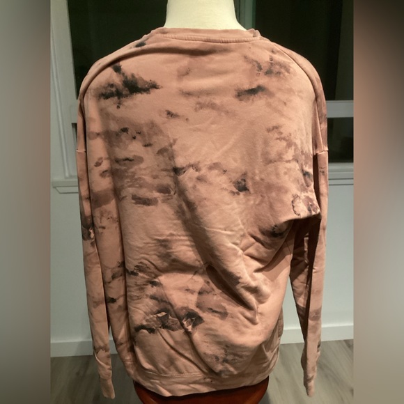 Athleta balance pullover. Size M - Picture 2 of 5